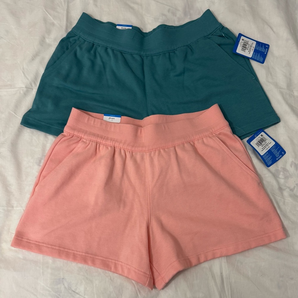 Set Of Two Columbia Womens MidRise 3" Aldermore Shorts: Peach And Green Size M
